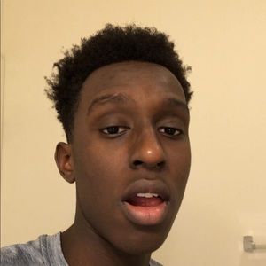 Meet your Posher, Devin